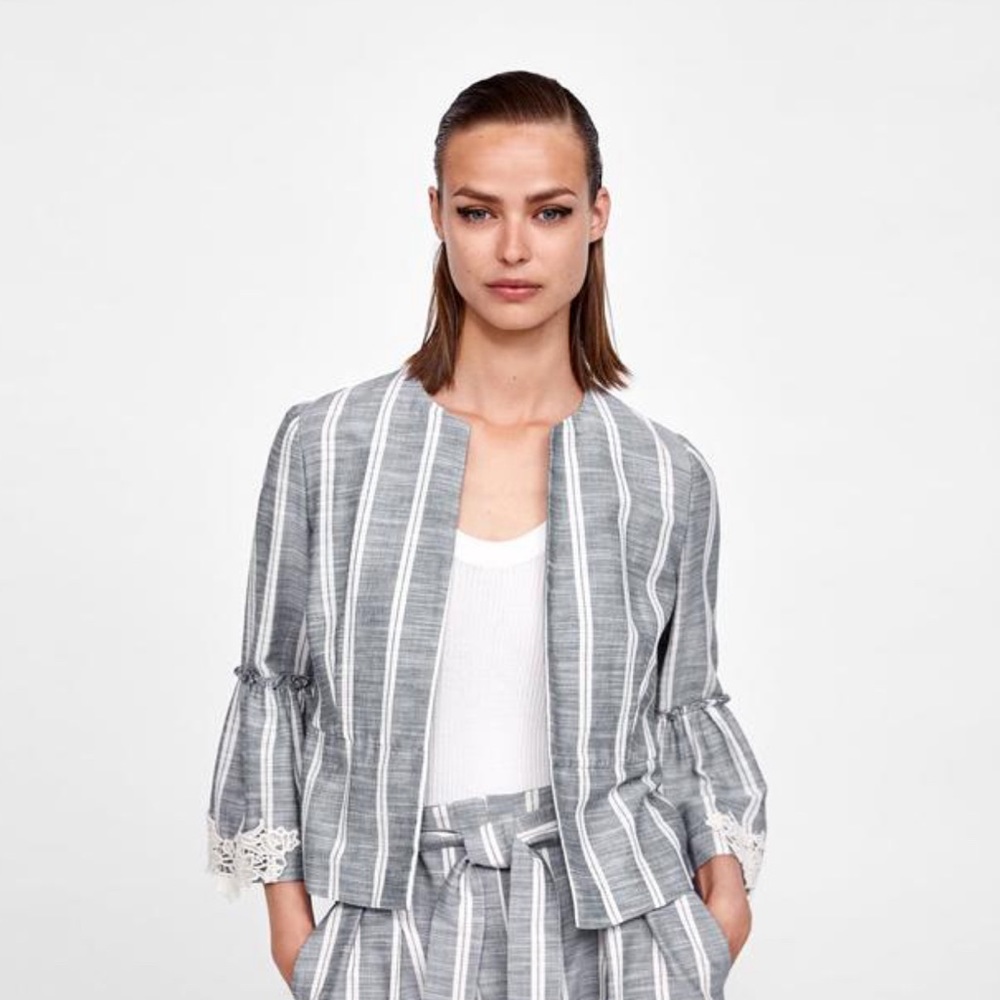 Zara Grey Blue White Striped Embroidered Blazer Lace Long Sleeved Size XS